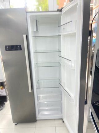 Nevera Americana Gris marca Beko 6 messes garantia