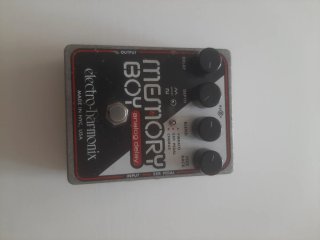 Electro-Harmonix Memory Boy Delay Pedal