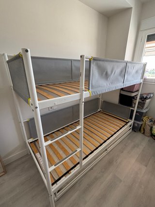 Litera triple con cama nido