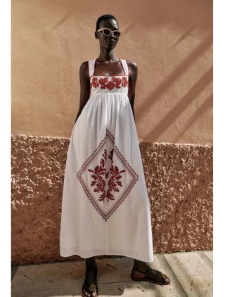 Vestido blanco bordado Zara
