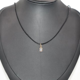 Colgante Oro 18k Piedra Blanca Rectangular