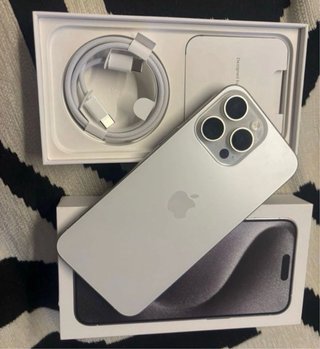 iPhone 15 Pro Max 512GB Plata
