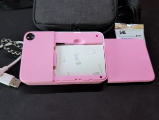 Cámara Kodak Printomatic Rosa y Blanca