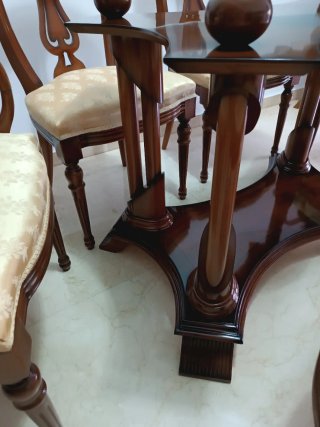 Mesa de comedor y 6 sillas