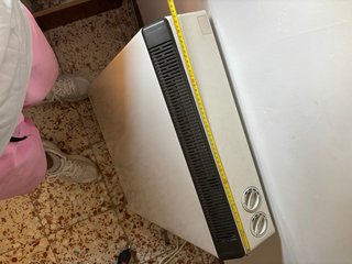 Acumulador de calor eléctrico blanco y negro