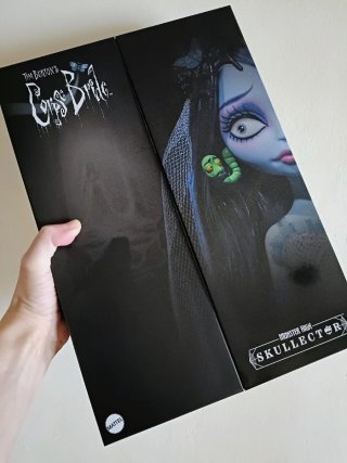 Monster High Skullector: Emily Novia Cadáver