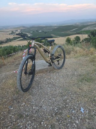 Bicicleta Enduro