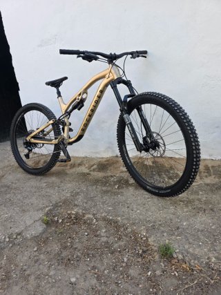 Bicicleta Enduro