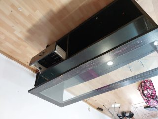 Mostrador madera y cristal