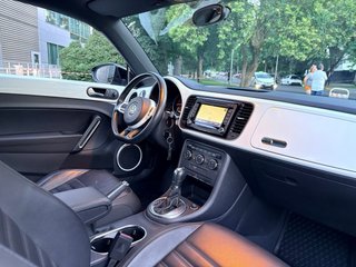 Volkswagen Beetle 2011