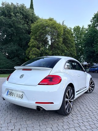 Volkswagen Beetle 2011