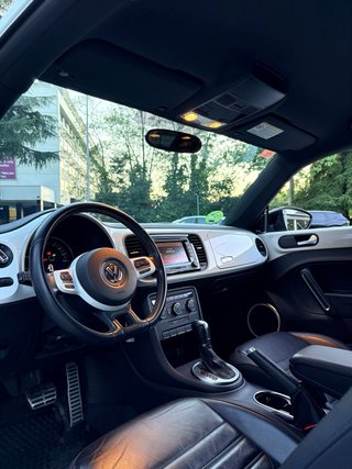 Volkswagen Beetle 2011