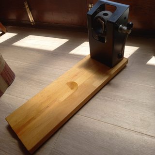 Jamonero madera y acero regulable