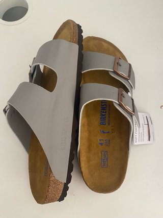 Chanclas Birkenstock Grises