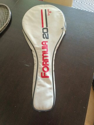 Raqueta de Tenis Spalding Formula 20 con su funda