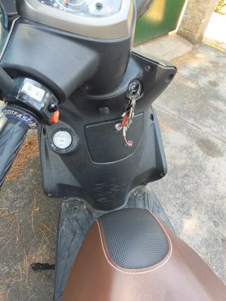 Moto Agility City Negra Scooter