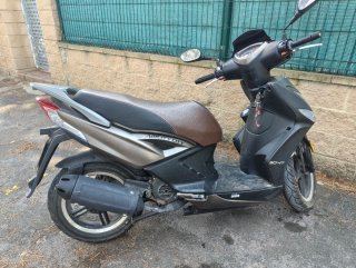Moto Agility City Negra Scooter