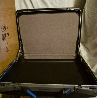 Valigetta rigida Samsonite nera
