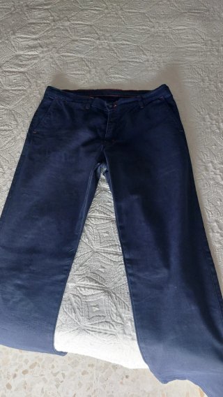 Pantalón chino hombre azul