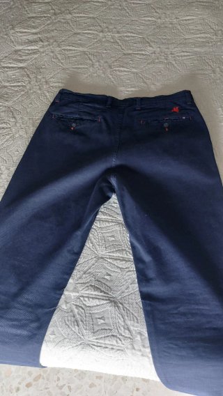 Pantalón chino hombre azul