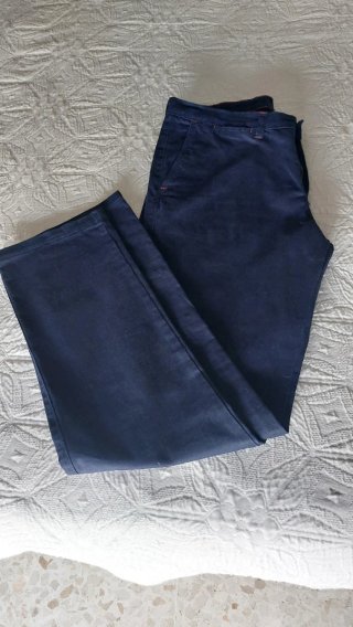 Pantalón chino hombre azul