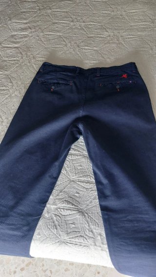 Pantalón chino hombre azul