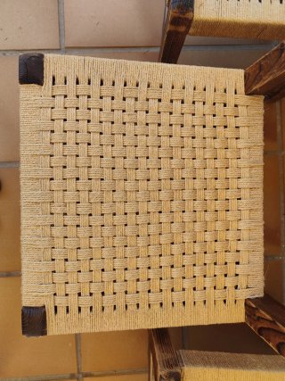 Conjunto mesa + 4 sillas rústicas de pino macizo