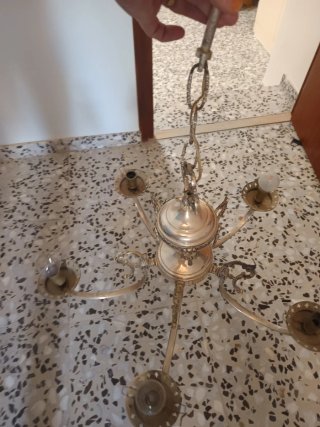 Lámpara de techo antigua dorada