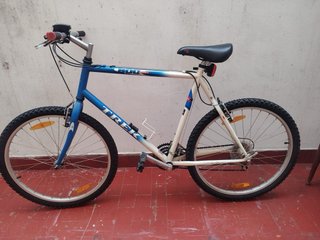 Bicicleta Trek 800