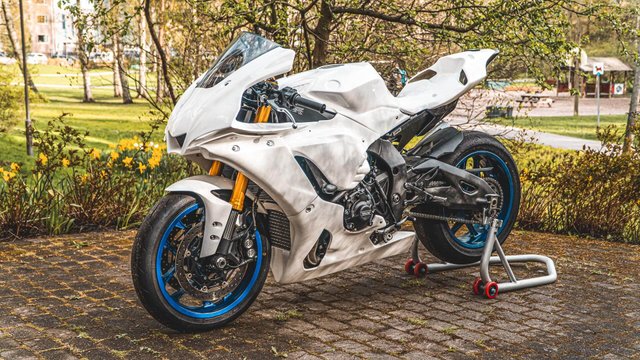 Carenado circuito Yamaha R1 R1M blanco