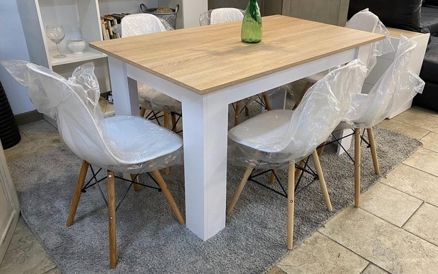 Mesa de comedor 140x80cm + 6 sillas nórdicas
