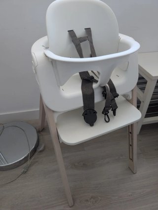 Pack Trona Stokke Steps, hamaca bebé y 2 fundas