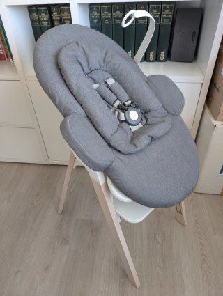 Pack Trona Stokke Steps, hamaca bebé y 2 fundas