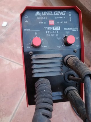 Soldadora MIG 131 MULTI 32 BITS STEYER