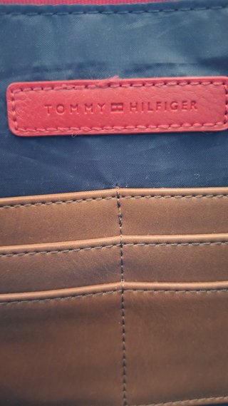Bolso Tommy Hilfiger Gris y Marrón