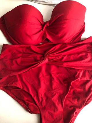 Bikini rojo oysho