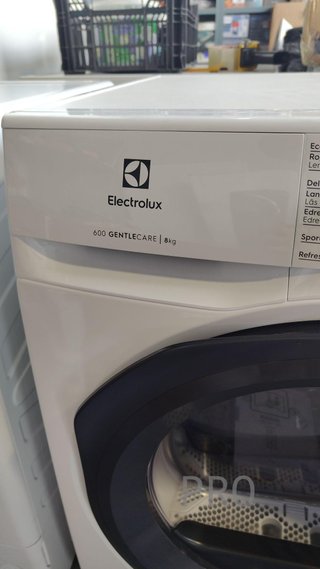 Secadora con Bomba de calor EDI618A5BO, Seca 8 Kg
