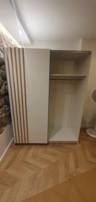 Montaje de armario nuevo en Barcelona