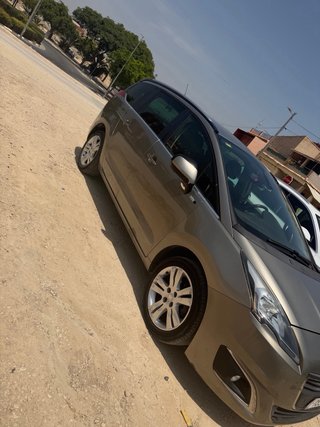 Peugeot 5008 2014