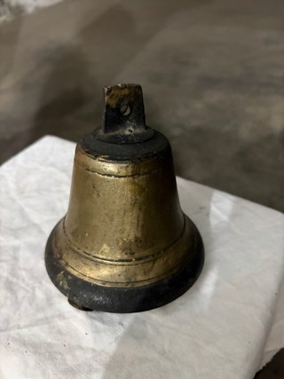 Campana antica in ottone