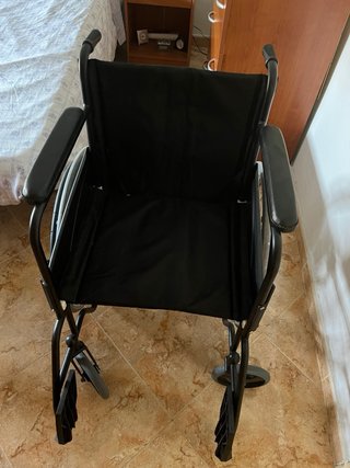 Silla de ruedas plegable