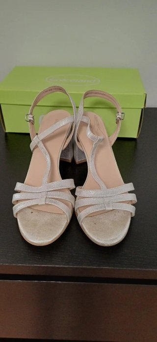 Zapatos de fiesta plateados tacón usados 1 vez