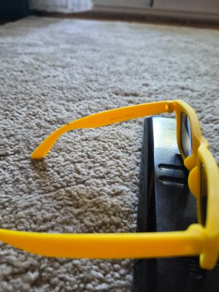 Gafas de sol infantiles amarillas
