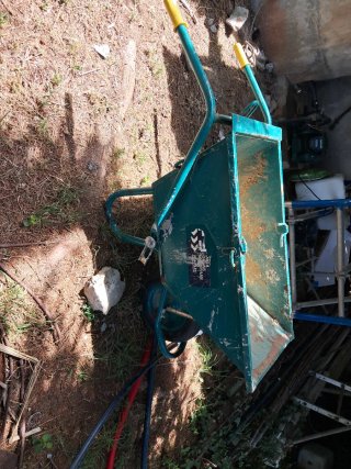 Carretilla de obra basculante