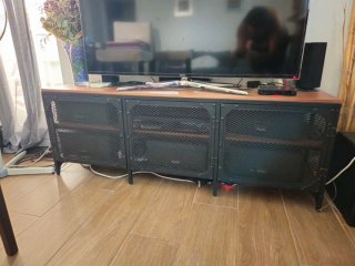 Mesa de escritorio y silla alta Ikea