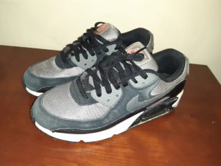 Zapatillas Nike Air Max Grises y Negras