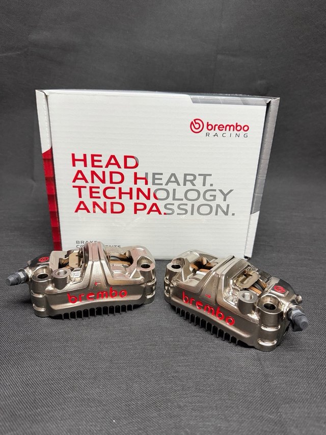 Pinzas Brembo GP4MS 108mm Motos Japonesas