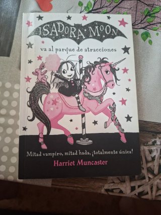 Isadora Moon va al parque de atracciones / Isad...