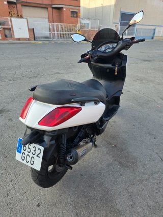 Yamaha XMAX 125cc swap 250cc