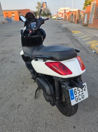 Yamaha XMAX 125cc swap 250cc